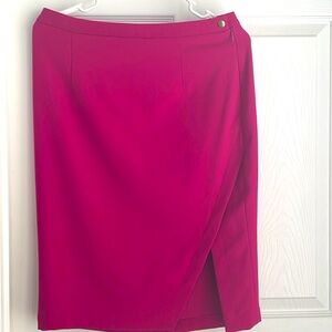 The limited skirt 6